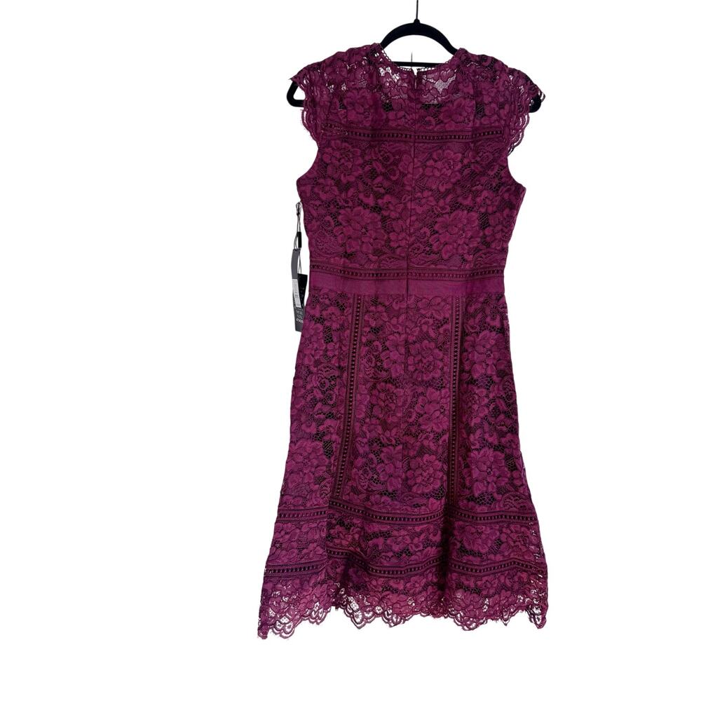 White House Black Market Lace Fit & Flare Dress In Windsor Wine Size 6 NWT - Picture 12 of 12